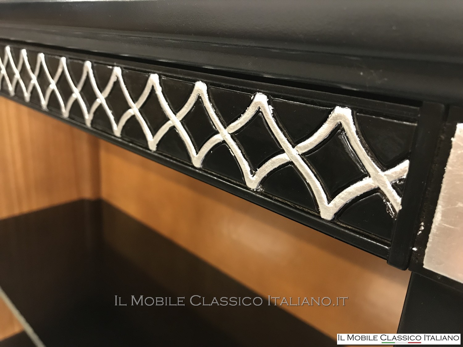 Libreria con decoro classica